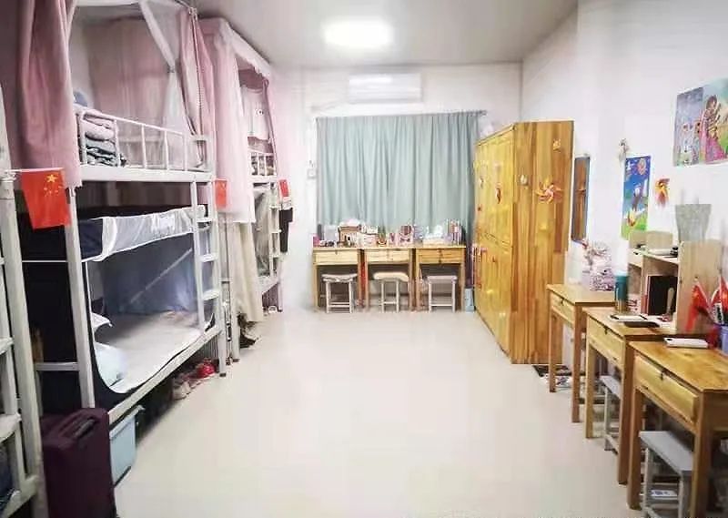 桂林冠军游泳馆_桂林游泳馆冠军名单_桂林游泳馆冠军是谁