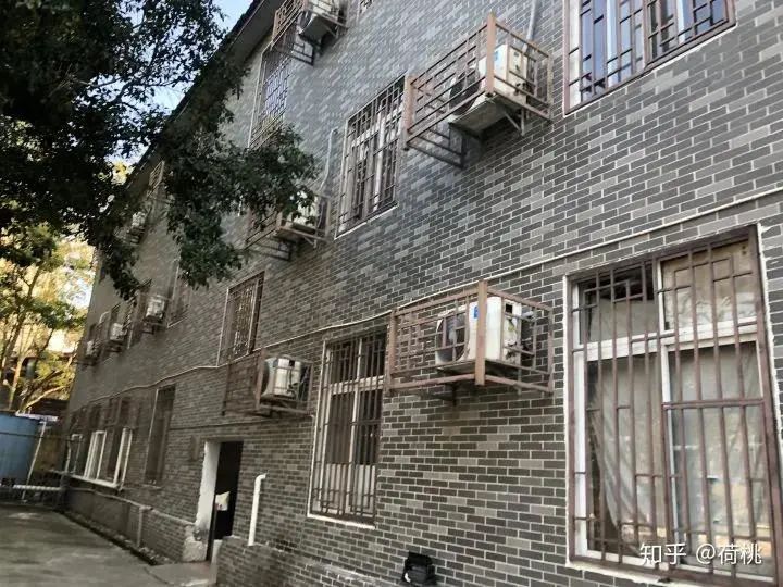 桂林游泳馆冠军名单_桂林冠军游泳馆_桂林游泳馆冠军是谁