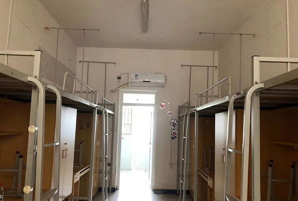 桂林冠军游泳馆_桂林游泳馆冠军是谁_桂林游泳馆冠军名单