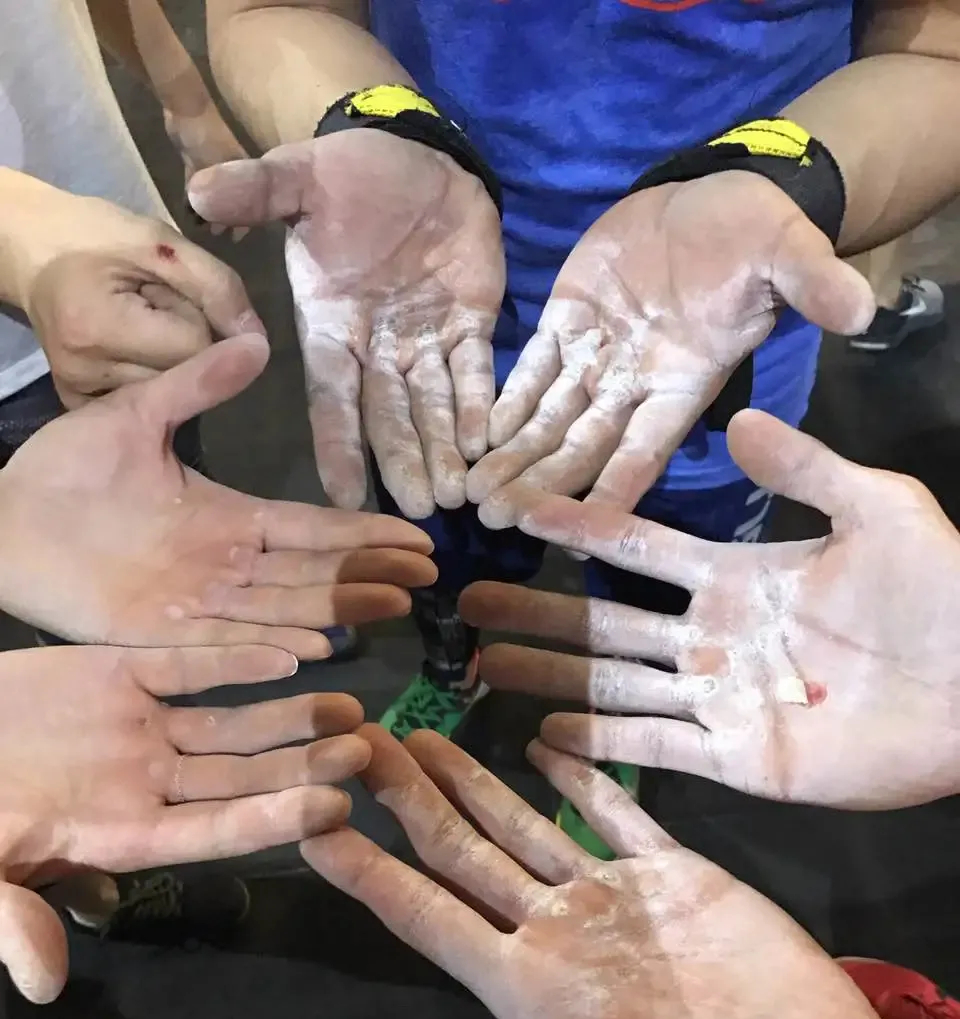 奥运举重冠军会谌利军简介_举重冠军谌利军奥运会_举重谌利军奥运会视频