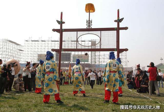 足球起源哪里_起源电竞_足球竞技的历史起源