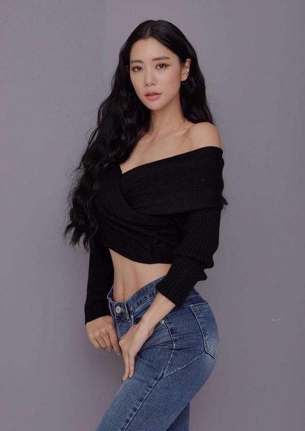 明星李成敏健身_健身明星李成敏图片_健身明星李成敏简介