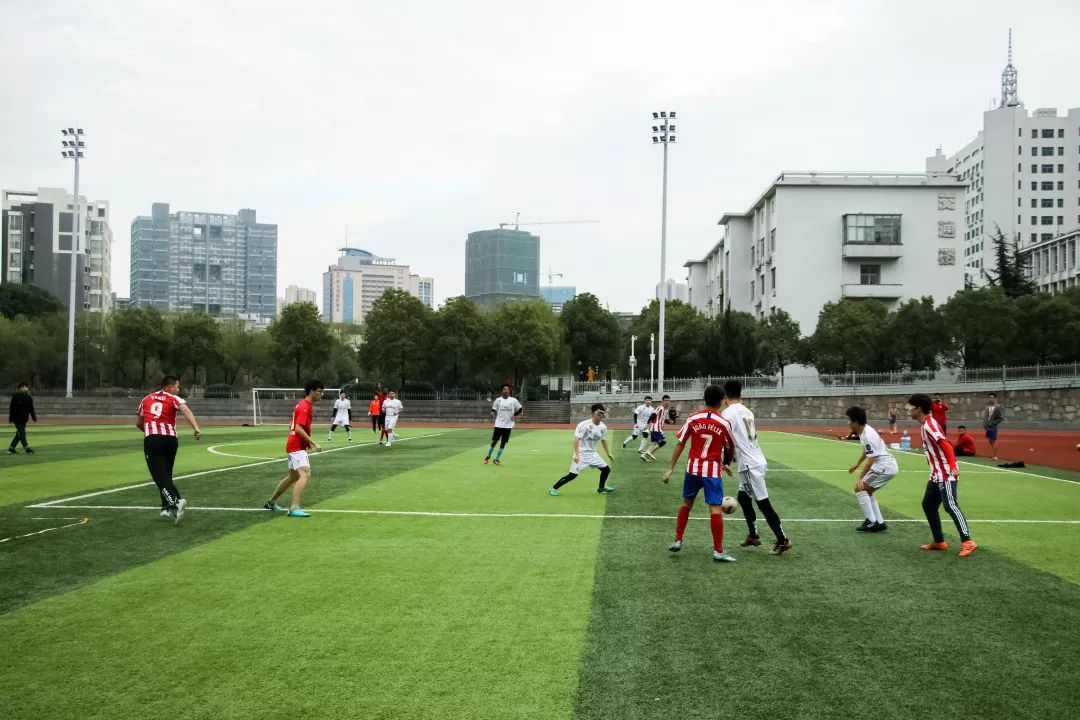 热血足球技能一览_热血足球点球技巧_热血足球绝招
