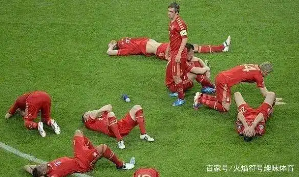 足坛突破能力最强的_足球历史突破榜_足球超巨历史排名