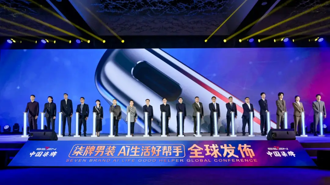 奥运会击剑我国知名运动员_中国击剑队最早的奥运冠军_历届奥运会击剑前三名
